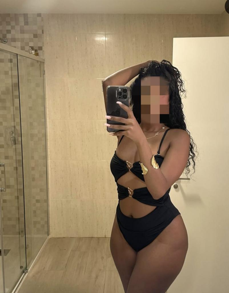 614708774: Chica busca chico en Lugo