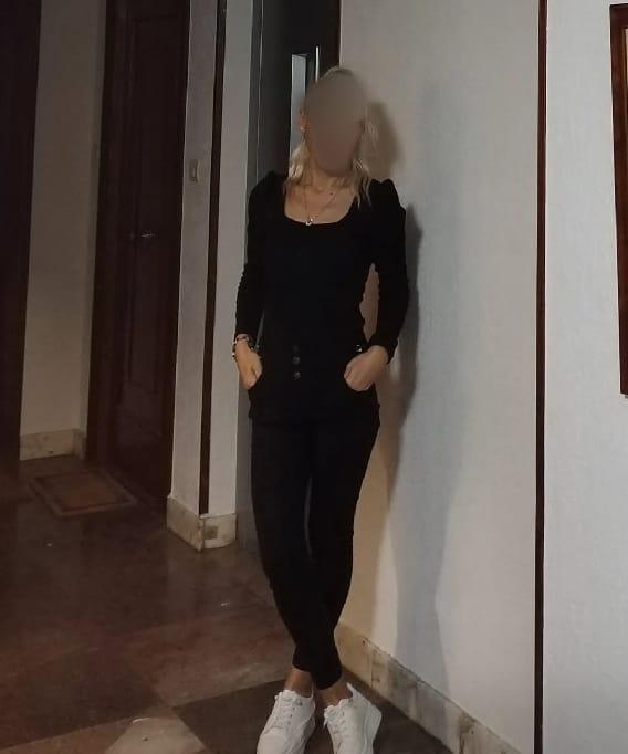 615076198: Chica busca chico en Barcelona