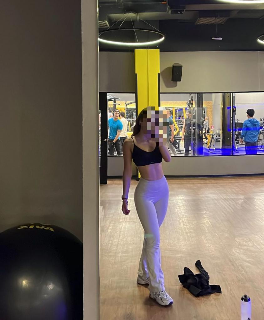 674919995: Chica busca chico en Madrid