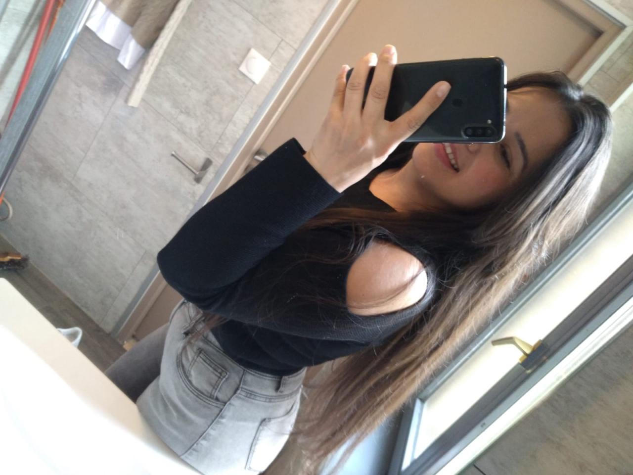 631710671: Chica busca chico en Tarragona