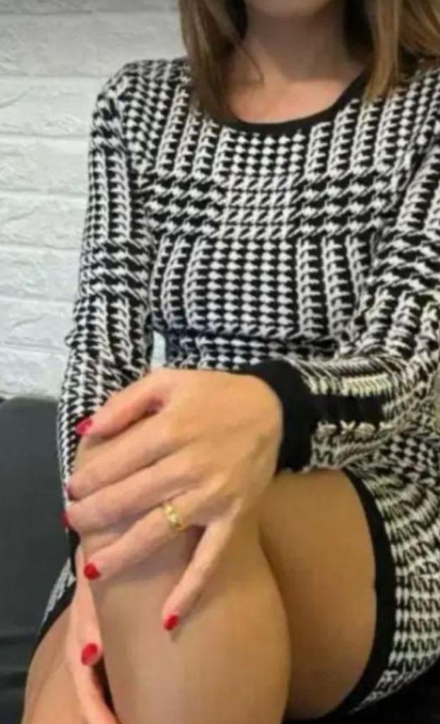 Chica busca chico en Cádiz: 