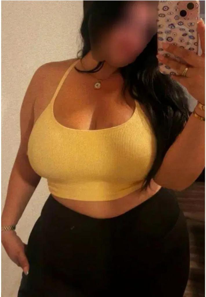 Chica busca chico en Granada: 