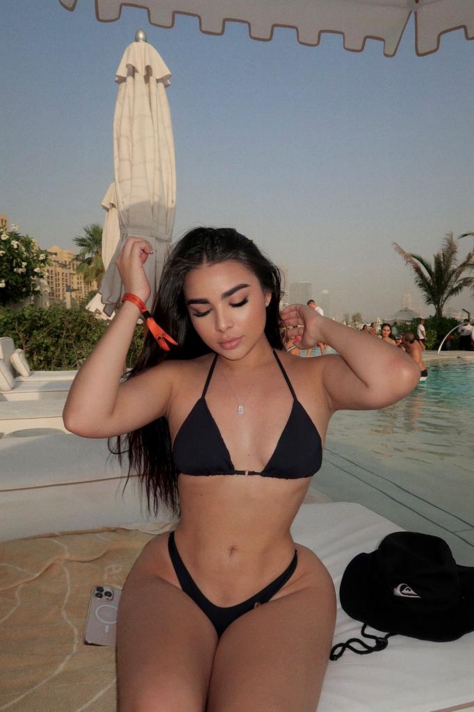 Chica busca chico en Barcelona: 