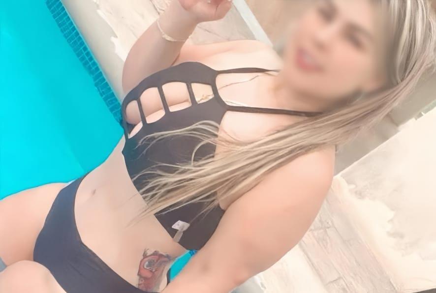 637803262: Chica busca chico en Barcelona
