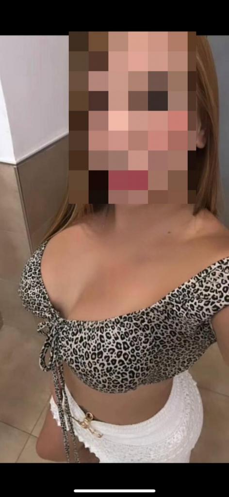 613527933: Chica busca chico en Barcelona
