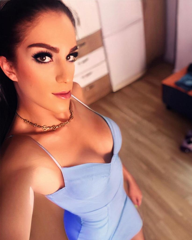 687638991: Travesti en Sevilla