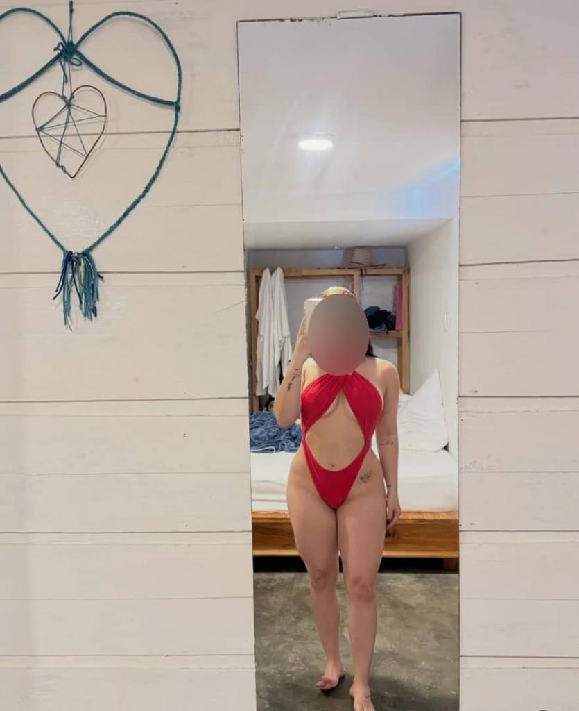 Chica busca chico en Tenerife: 