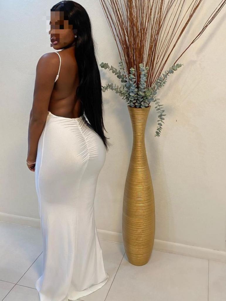 Chica busca chico en Alicante: 