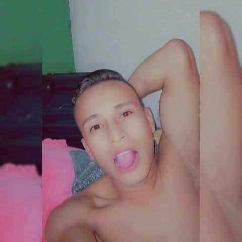 602053017: Chico busca chica en Valencia