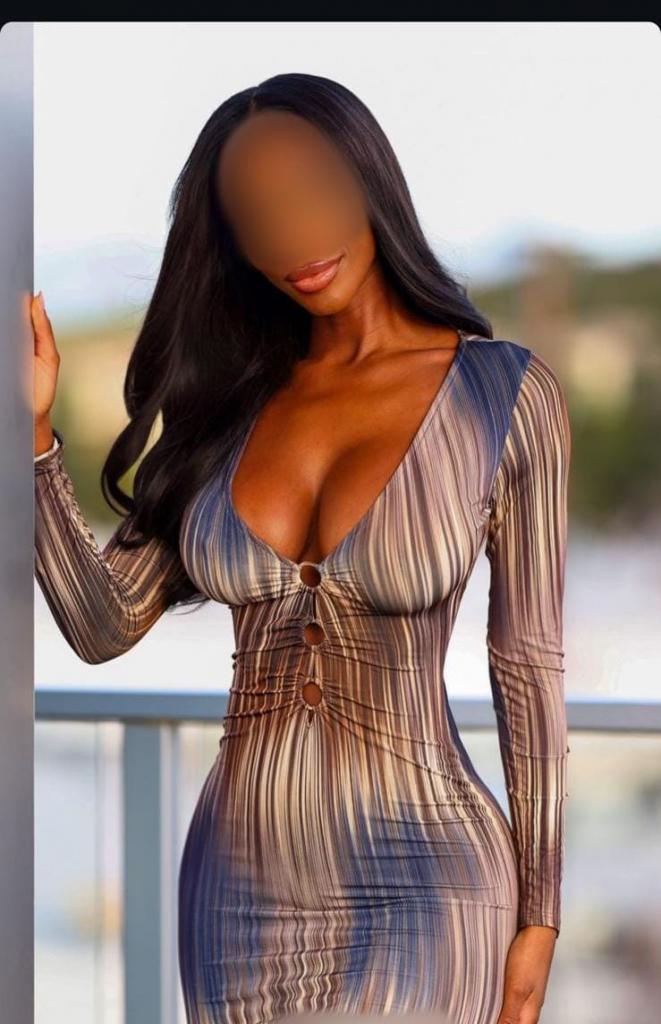 605269271: Chica busca chico en Valencia