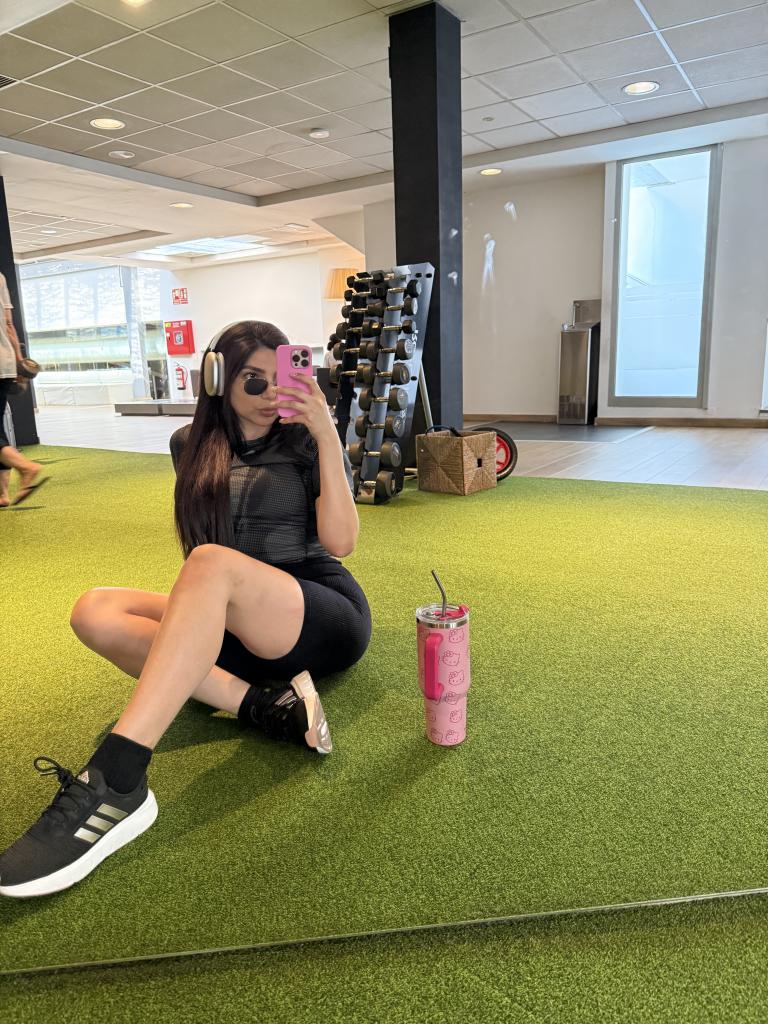 614252954: Chica busca chico en Zaragoza