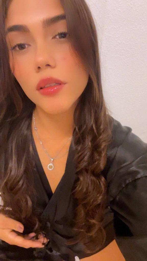 611265138: Chica busca chico en Málaga