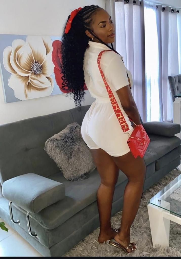 613941238: Chica busca chico en Málaga