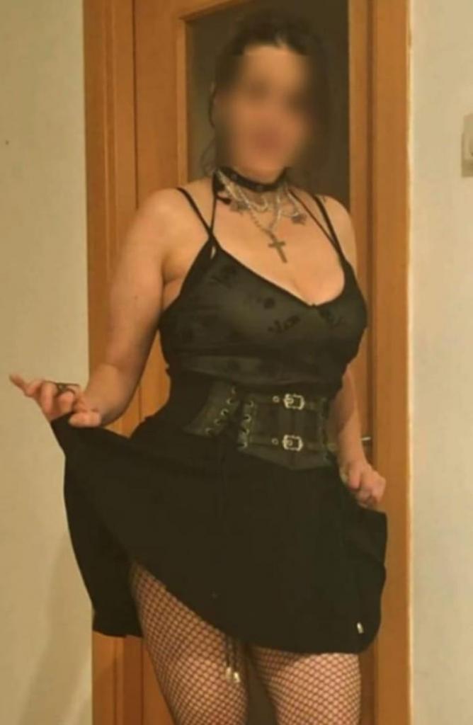 Chica busca chico en Lérida: 