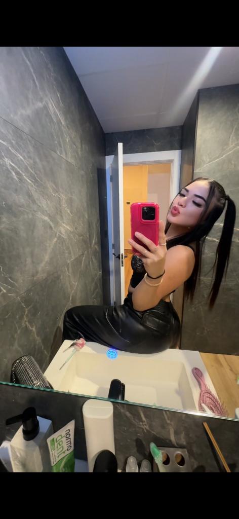 678968608: Chica busca chico en Alicante