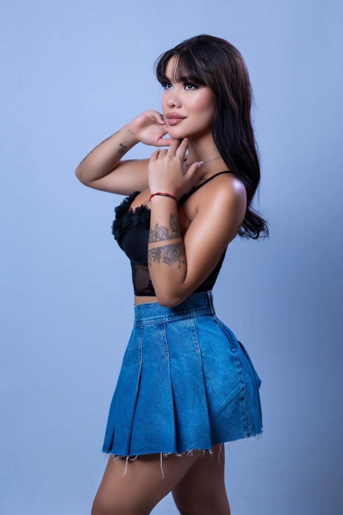 632756045: Chica busca chico en Tarragona