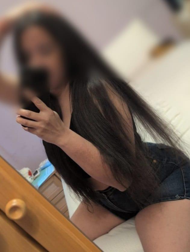 Chica busca chico en Tarragona: Chica busca chico