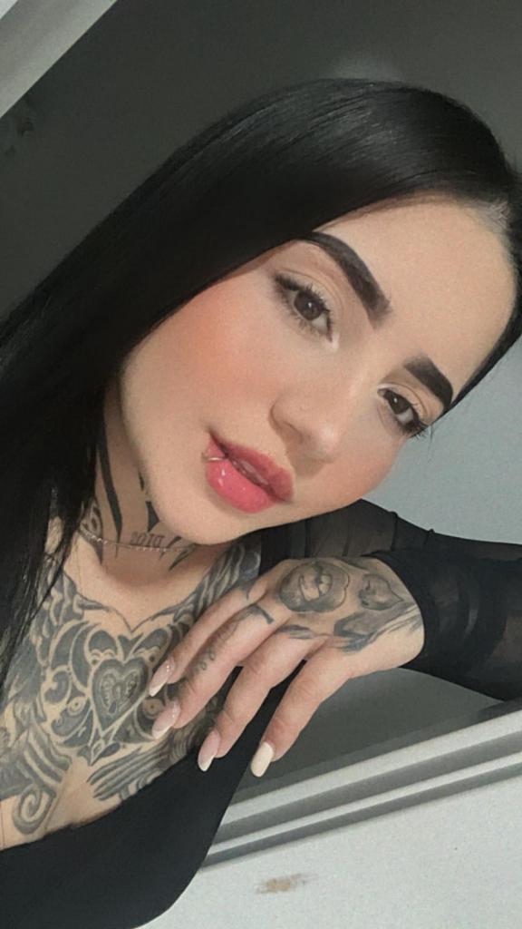 643141328: Chica busca chico en Valencia