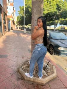 633082683: Chica busca chico en Murcia