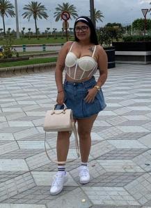 613682151: Chica busca chico en Madrid