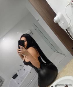 617088229: Chica busca chico en Alicante