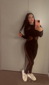 647613437: Chica busca chico en Lérida