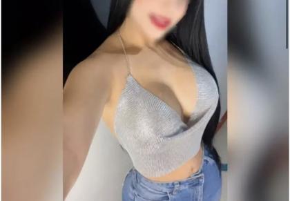 631277428: Chica busca chico en La Coruña