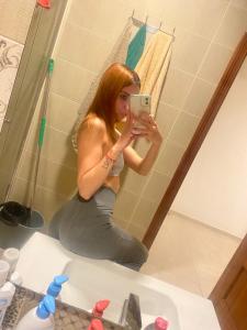 615411421: Chica busca chico en Almería