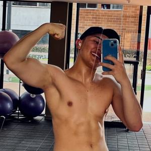 605585022: Chico busca chica en Murcia