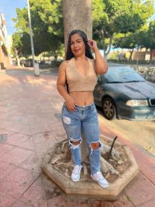 633082683: Chica busca chico en Murcia