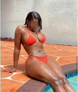 675890791: Chica busca chico en Granada