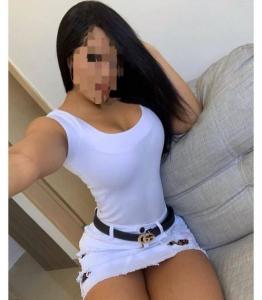 644117145: Chica busca chico en Málaga