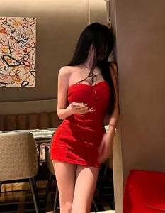 636641374: Chica busca chico en Madrid