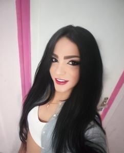 613682106: Travesti en Barcelona