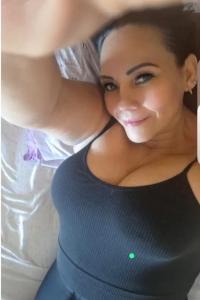 643669242: Chica busca chico en Murcia