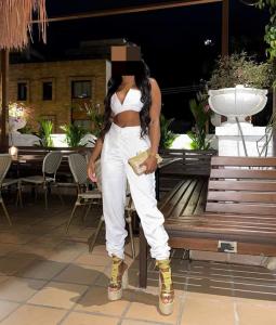 654056911: Chica busca chico en Badajoz