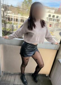 610396221: Chica busca chico en Madrid