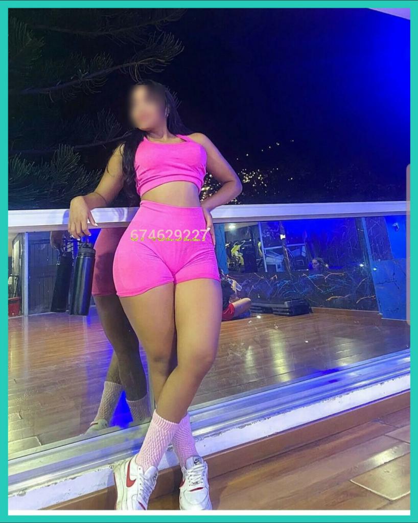 674629227: Chica busca chico en La Coruña