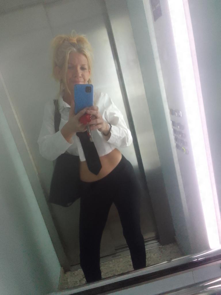 621649165: Chica busca chico en Málaga