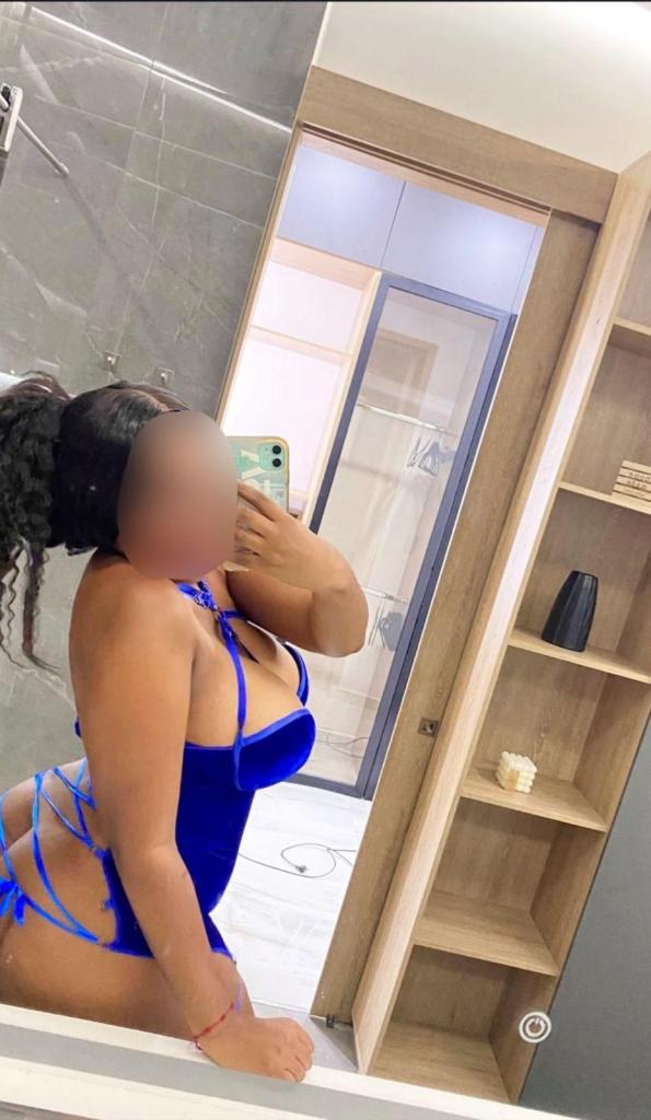 Chica busca chico en Murcia: 