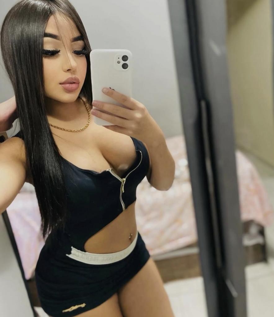 Chica busca chico en Tenerife: 