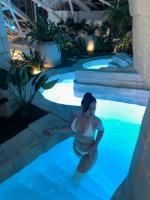 614138291: Chica busca chico en Álava