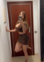 635267810: Chica busca chico en Barcelona