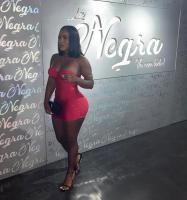 617244090: Chica busca chico en Gerona