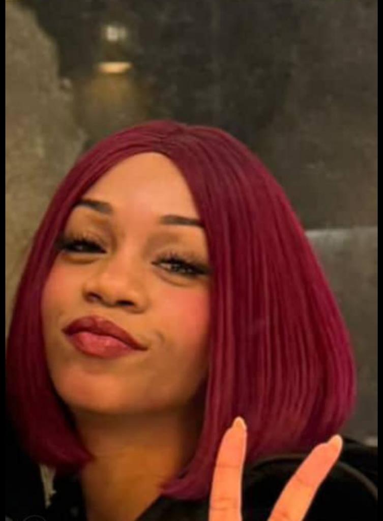 635311595: Chica busca chico en Valencia