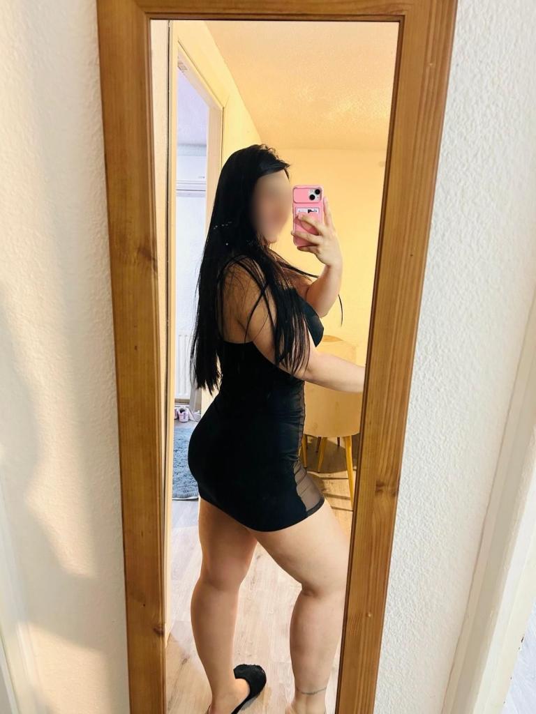 633803320: Chica busca chico en Madrid