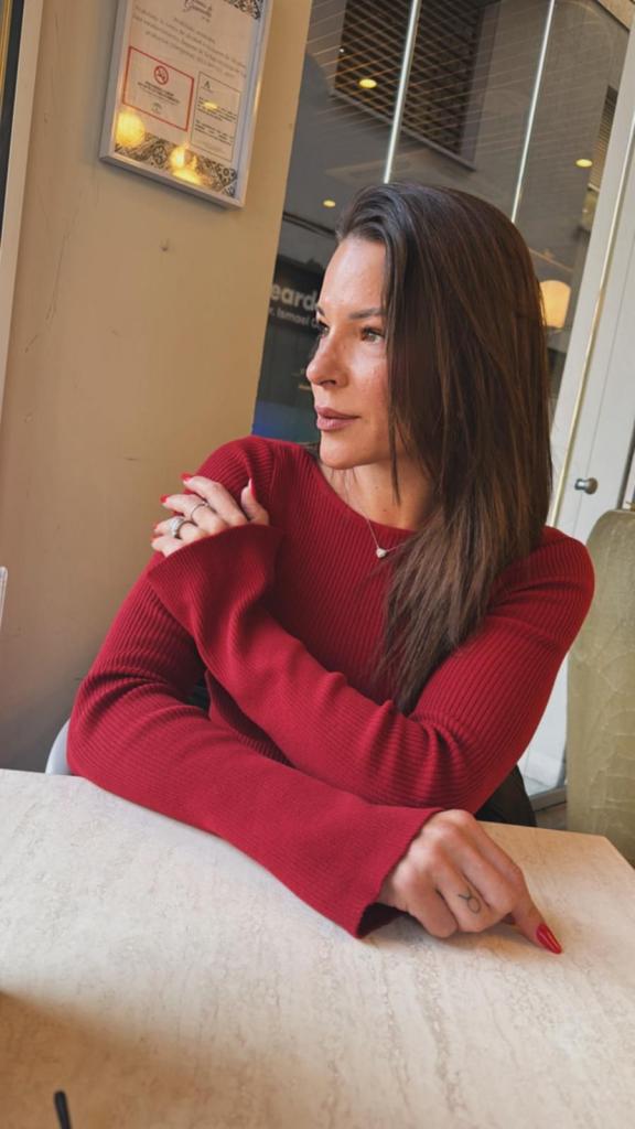 Chica busca chico en Granada: 