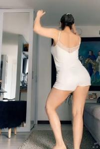 658028295: Chica busca chico en Madrid