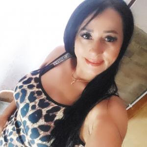 664838042: Chica busca chico en Valencia