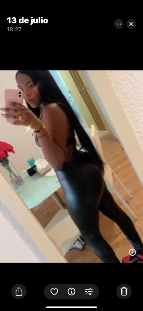 632299440: Chica busca chico en Madrid